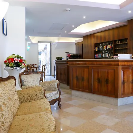 Giustizia Hotel 3*
