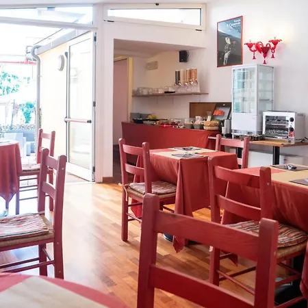 Hotel Giustizia 3*