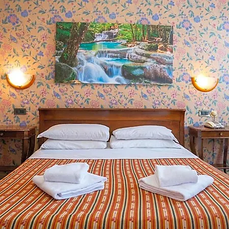 Giustizia Hotel 3*