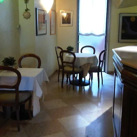 Giustizia Hotel 3*